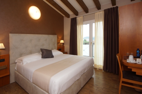 Hotel Clarin 14 by Dori (Peschiera del Garda)